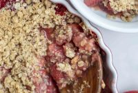 Simple Strawberry Crumble Bliss